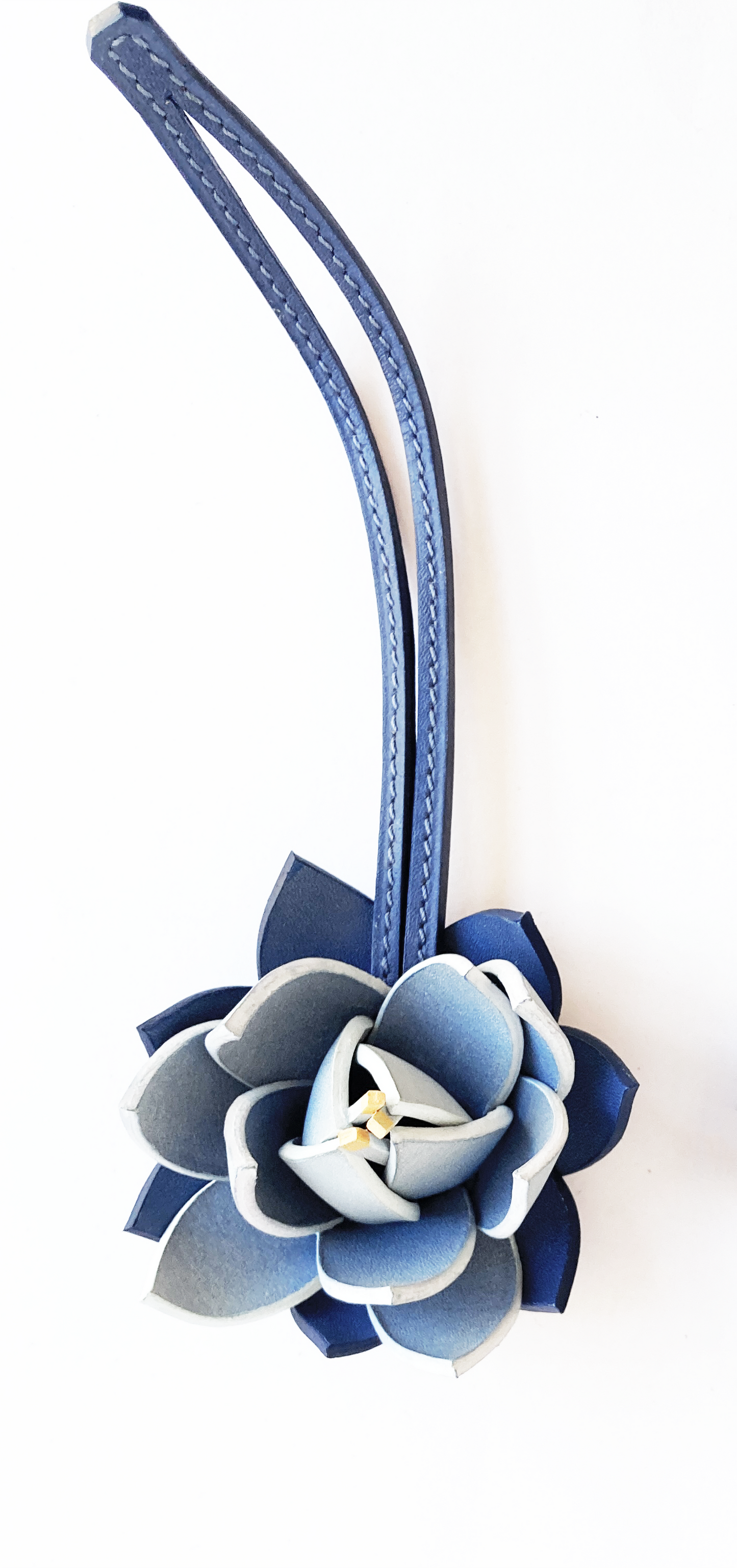 Fleur de lotus blue temple